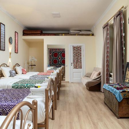 Green Yard Boutique Guesthouse Tachkent Extérieur photo