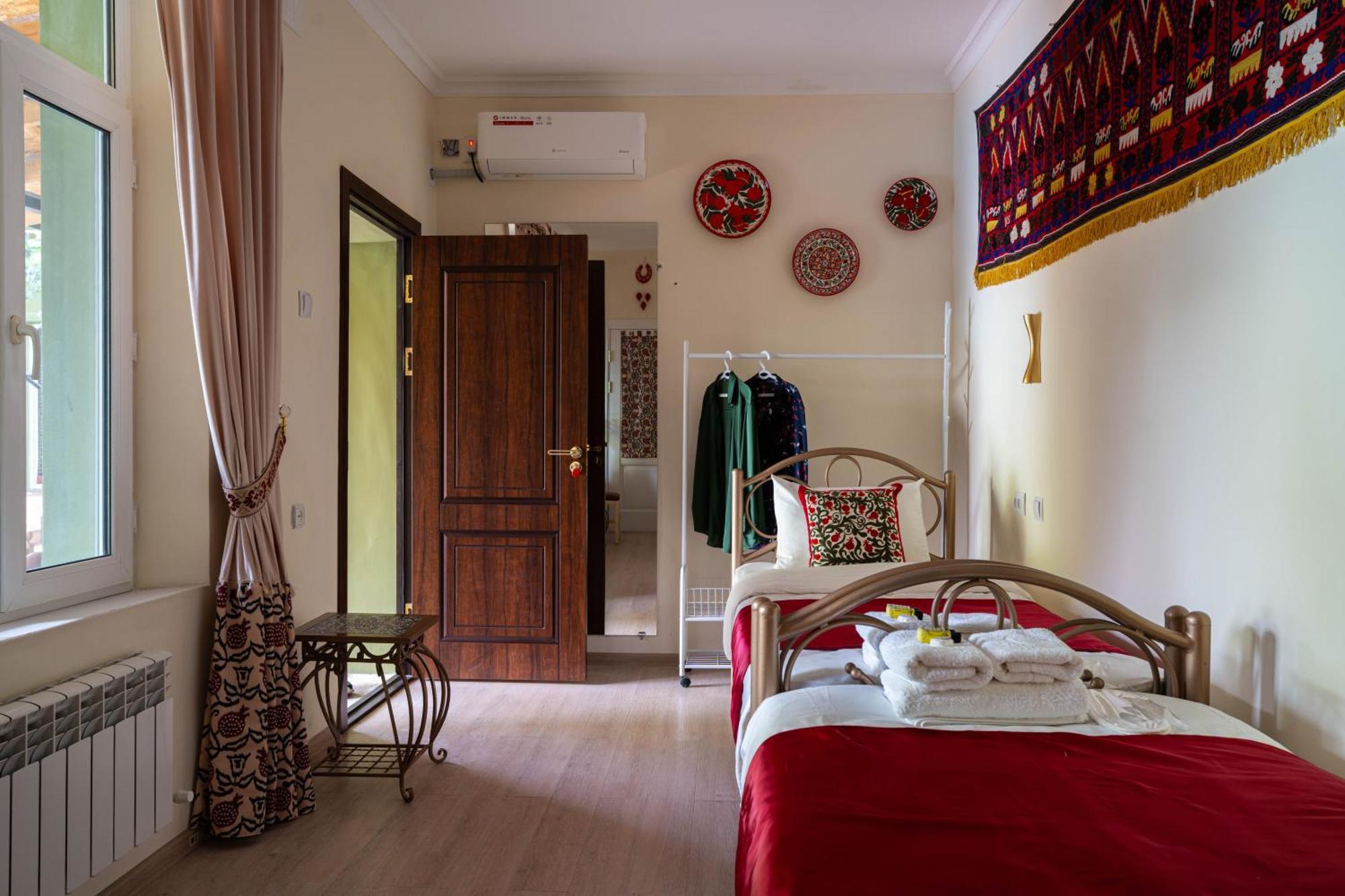 Green Yard Boutique Guesthouse Tachkent Extérieur photo